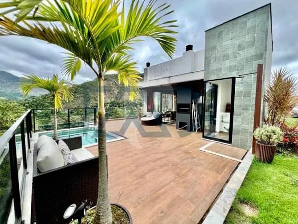 CASA À VENDA EM CONDOMINIO ITAIPAVA PETROPOLIS/RJ - R$ 2.800.000,00