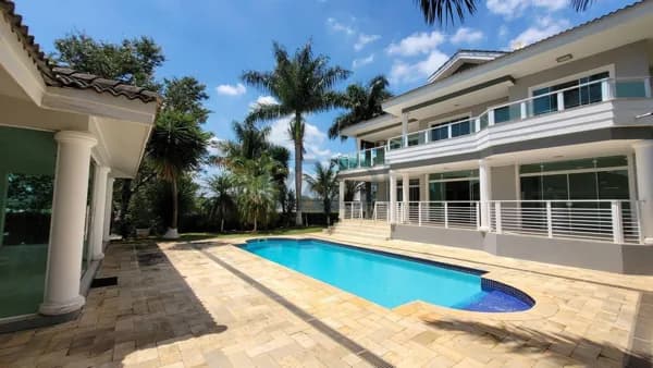 Linda Casa de 1600m2 (4 Suítes) em Araçoiaba da Serra/SP - R$ 1.690.000,00