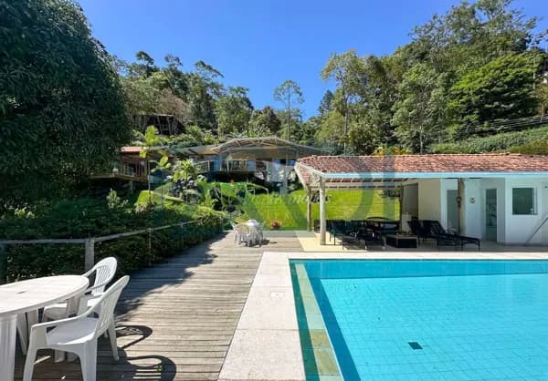 CASA EM CONDOMINIO À VENDA ITAIPAVA PETROPOLIS/RJ - R$ 3.550.000,00