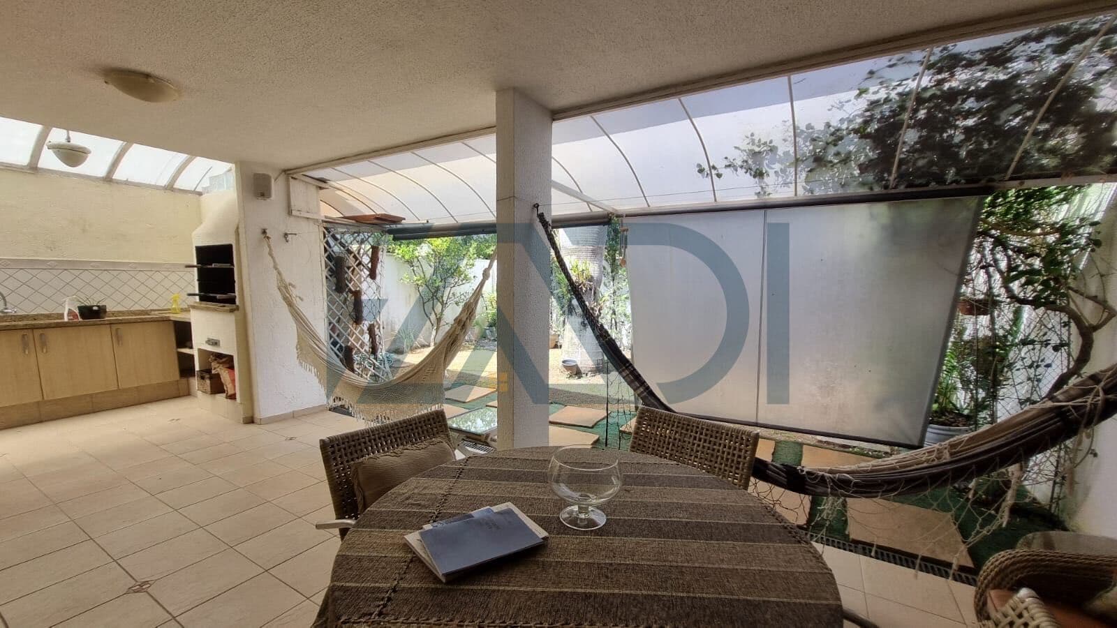 Casa em Condomínio Tamboré 5
