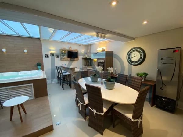 Casa à Venda 350m2 (4 Suítes) - Guarujá/SP - R$ 2.090.000,00