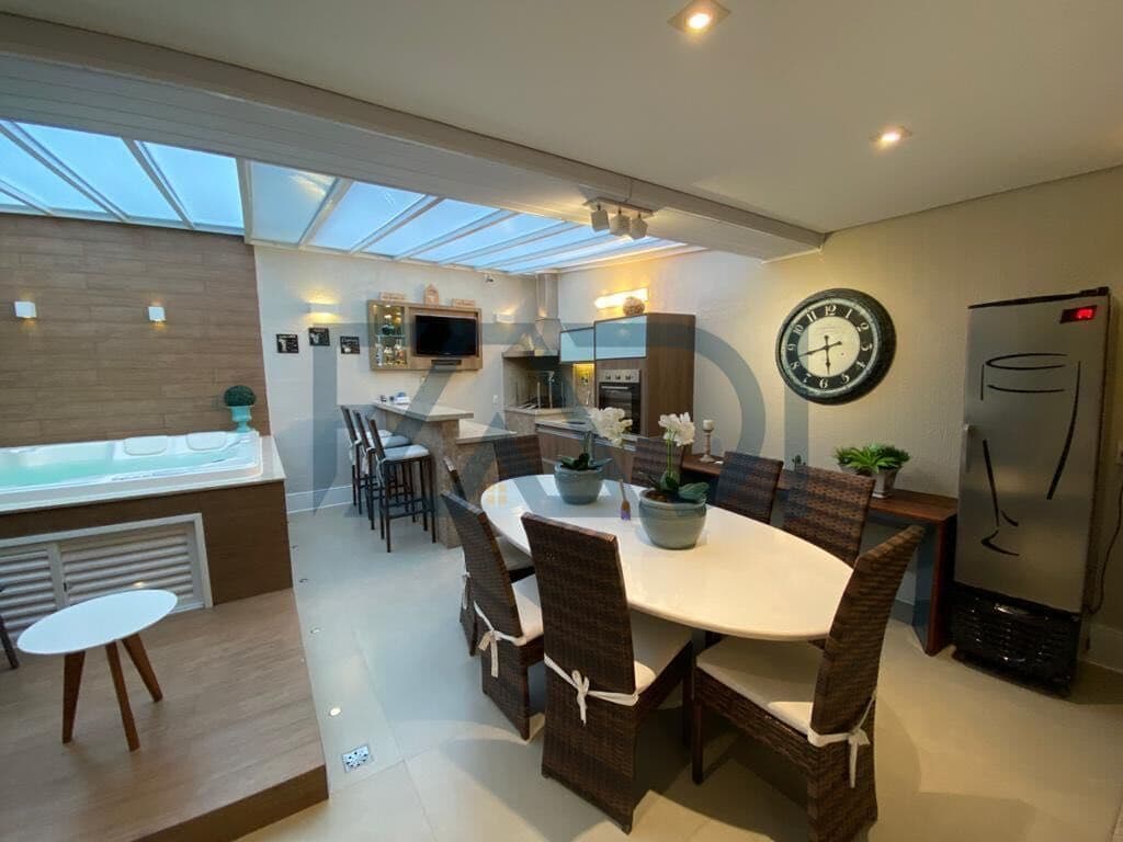 Casa à Venda 350m2 (4 Suítes) - Guarujá/SP - R$ 2.090.000,00