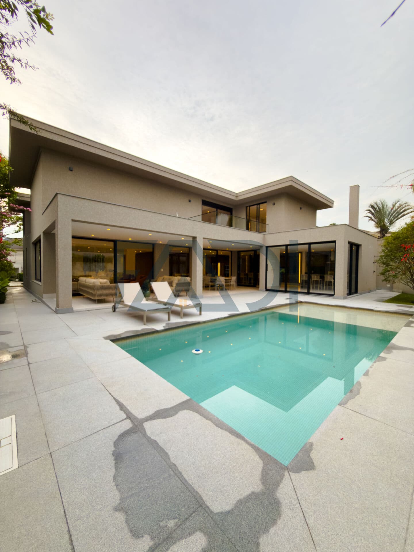 Casa à Venda - 18 do Forte - Alphaville/SP - R$ 11.800.000,00