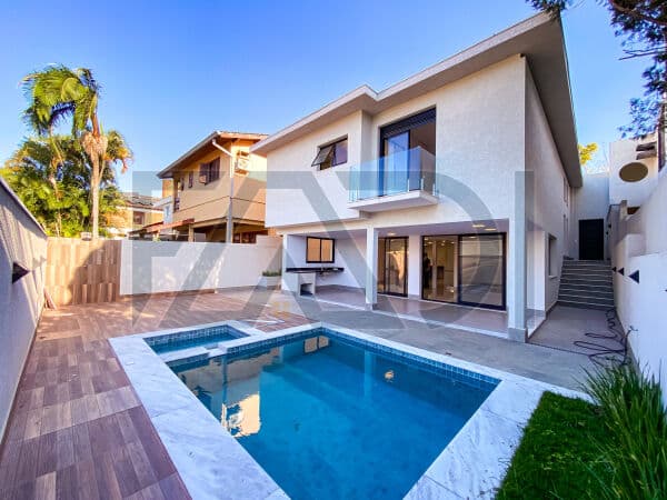 CASA CLEAN - NUNCA HABITADA - RESIDENCIAL 3 - R$ 3.500.000,00