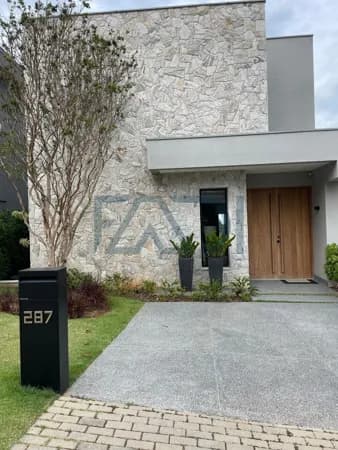 Casa em Condomínio porteira fechada Tamboré 10