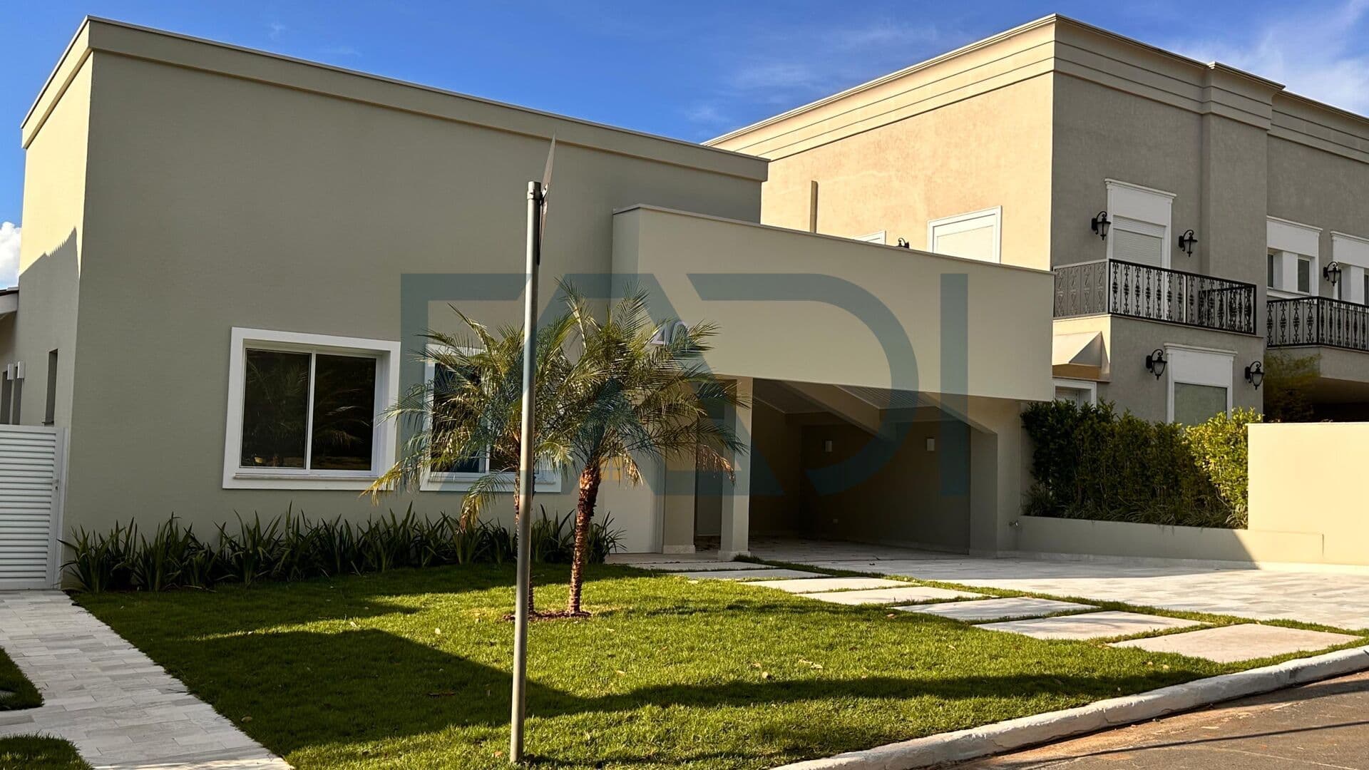 Residencial 2 - Locação R$ 30.000,00 - Alphaville/SP