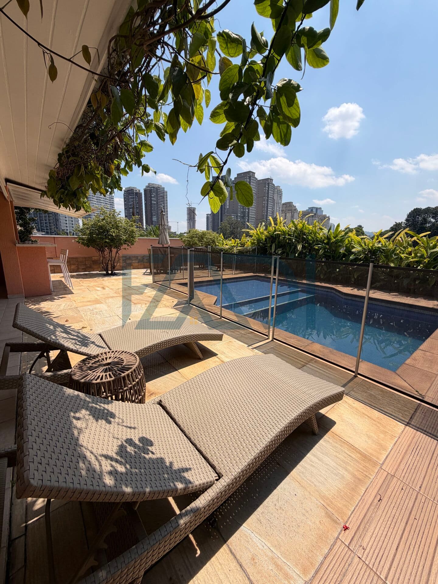 Casa à Venda - 18 do Forte - Alphaville/SP - R$ 3.800.000,00