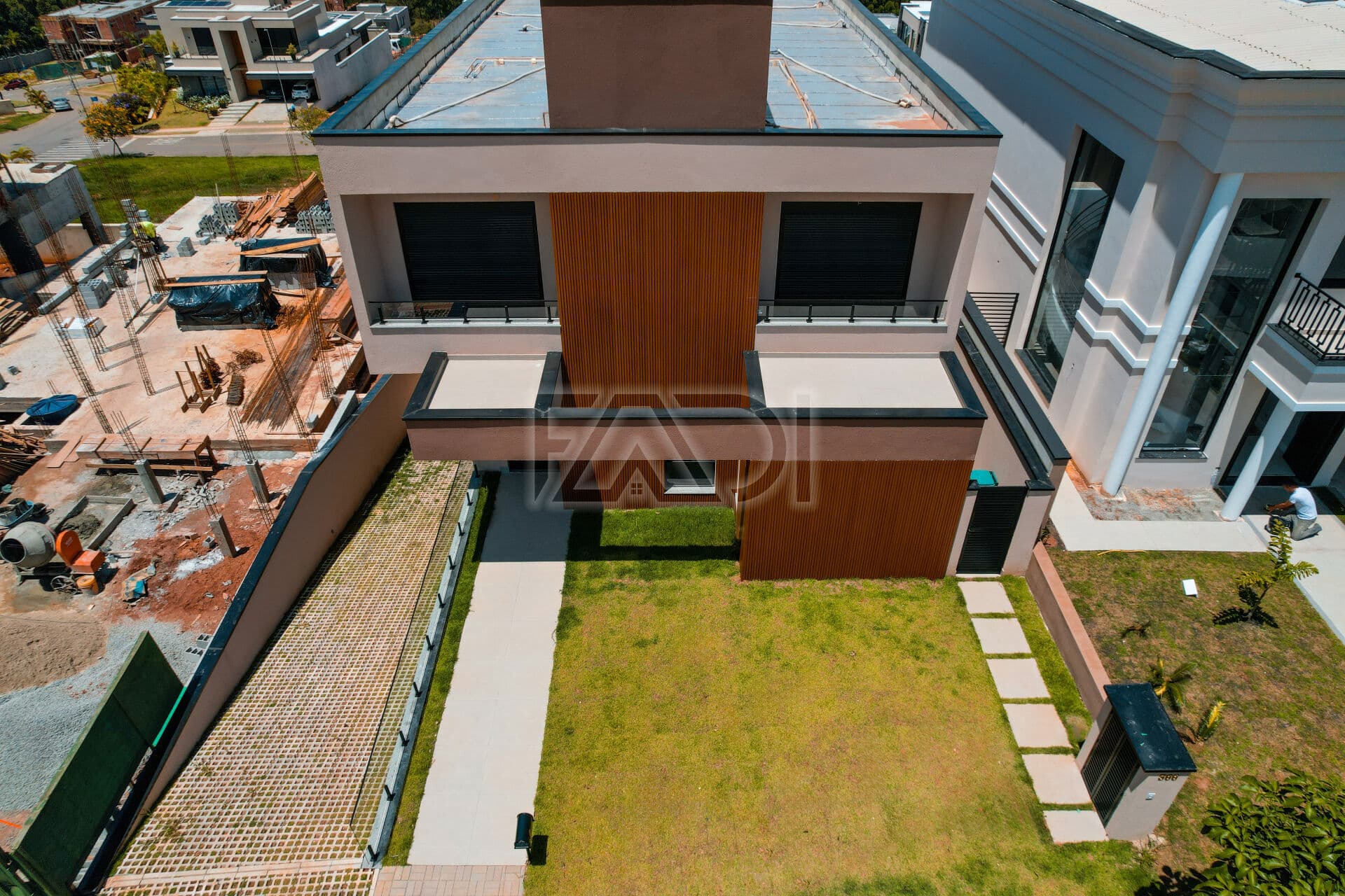 CASA NOVA- ALPHAVILLE - R$ 4.500.000,00