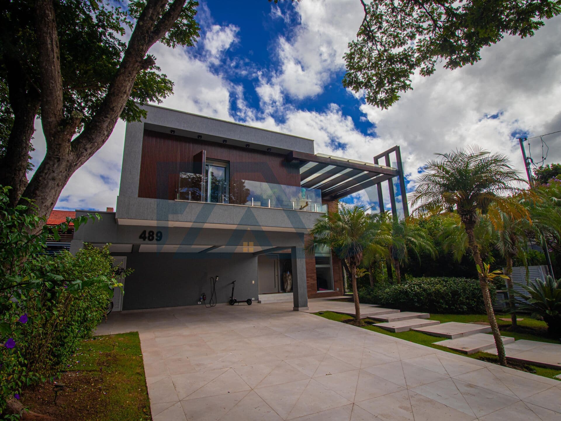 Residencial 9 - Alphaville/SP - R$ 7.000.000,00