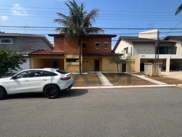 Residencial 3 - Alphaville/SP - R$ 2.400.000,00