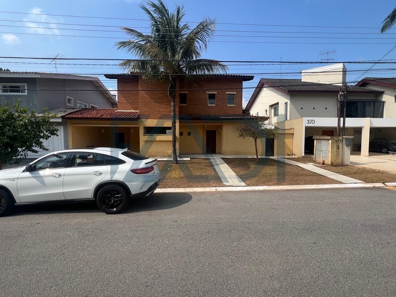 Residencial 3 - Alphaville/SP - R$ 2.400.000,00