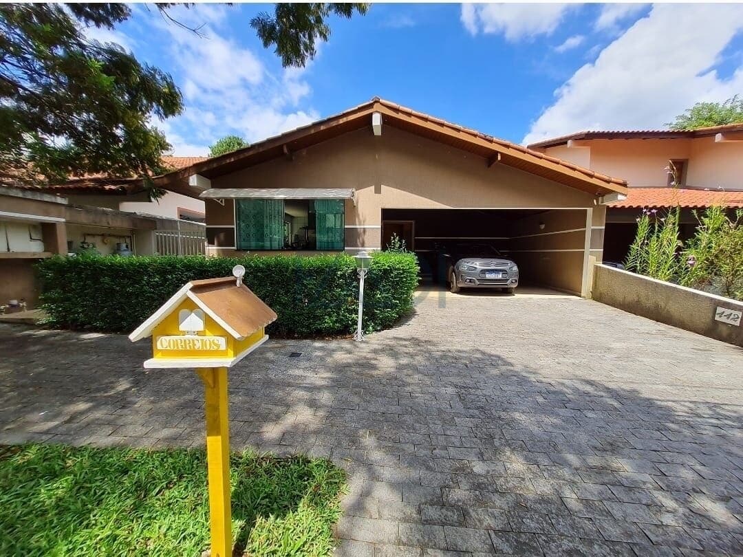 Casa em Condomínio à Venda - Granja Viana - Cotia/SP - R$ 1.300.000,00
