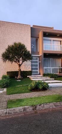 Casa em Condomínio Tamboré 10