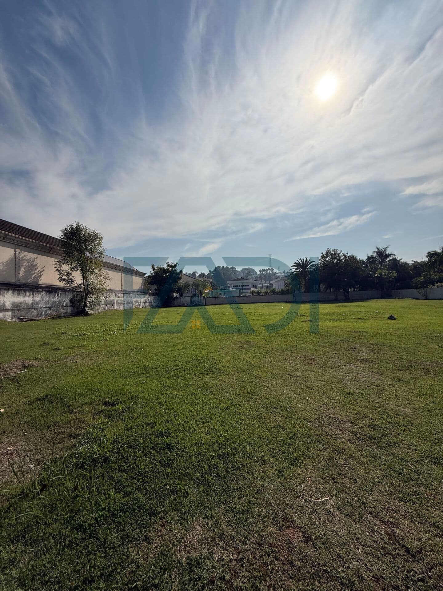 Tamboré 3 - R$ 15.000.000,00 - LOTE 1007m2