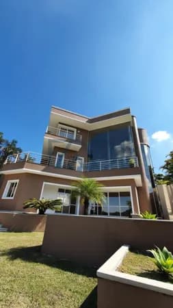Casa em Condomínio Residencial 10