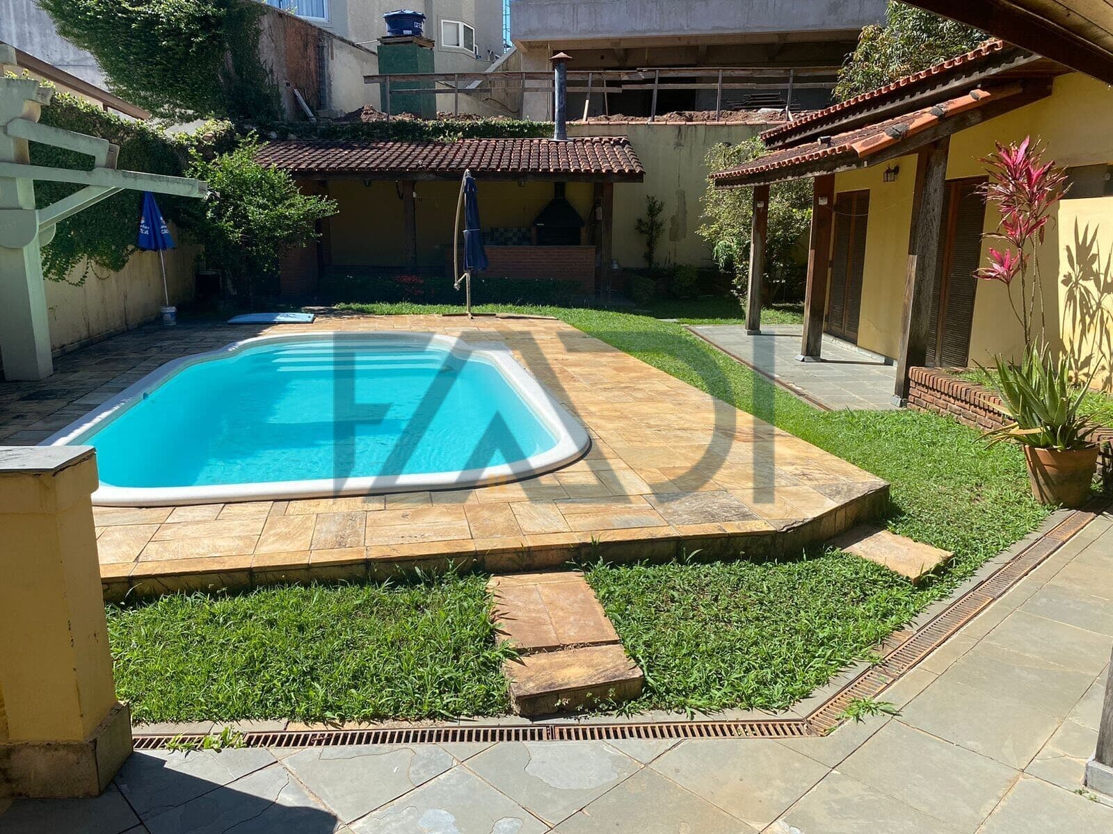 Casa de Condomínio em Santana de Parnaíba - Alphaville
