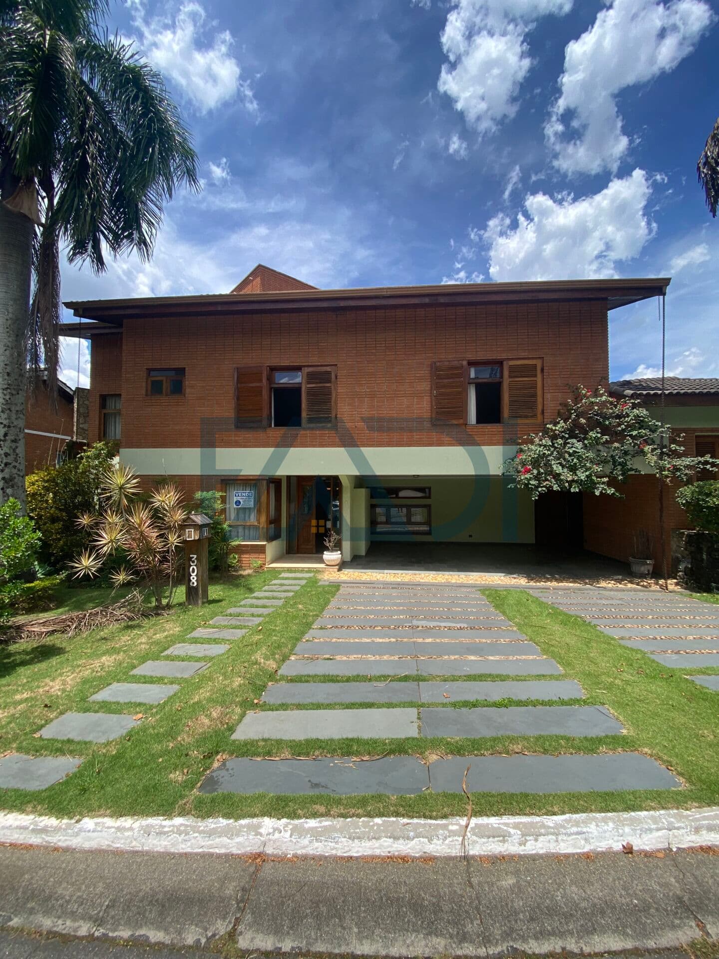 CASA Á VENDA RESIDENCIAL ALPHAVILLE 05 R$4.200.000,00 1.030m2