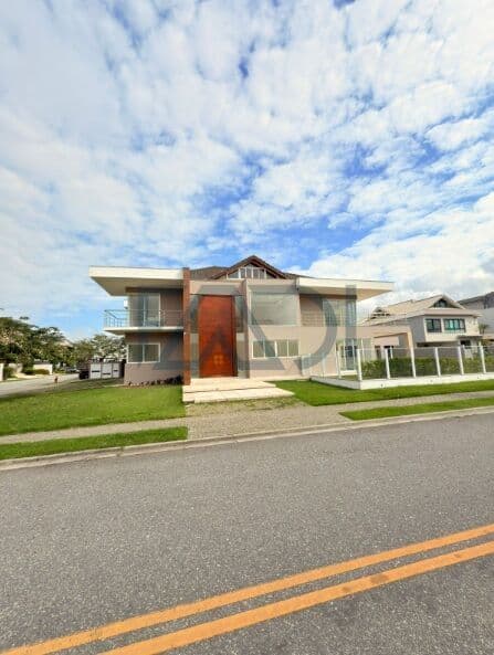 CASA À VENDA BARRA DA TIJUCA / RJ - ALPHAVILLE - R$ 7.990.000,00