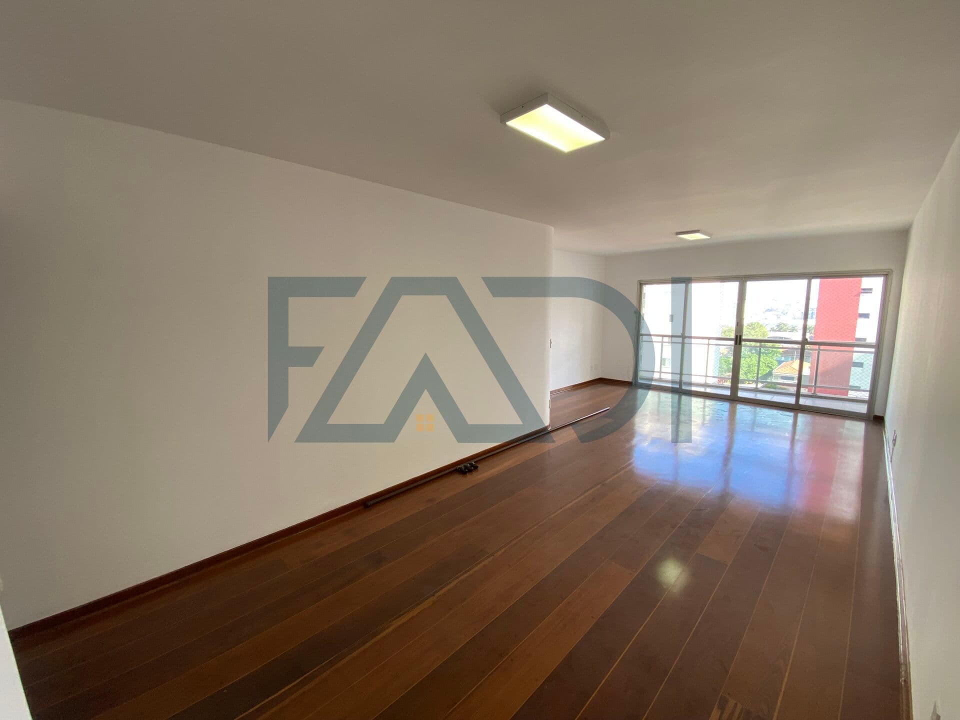 Apto. à Venda 145m2 - Santa Paula - São Caetano do Sul/SP - R$ 950.000,00