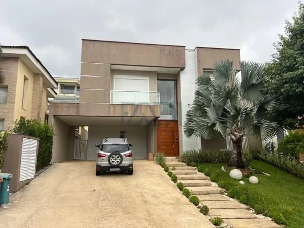 Casa em Condomínio Genesis 2