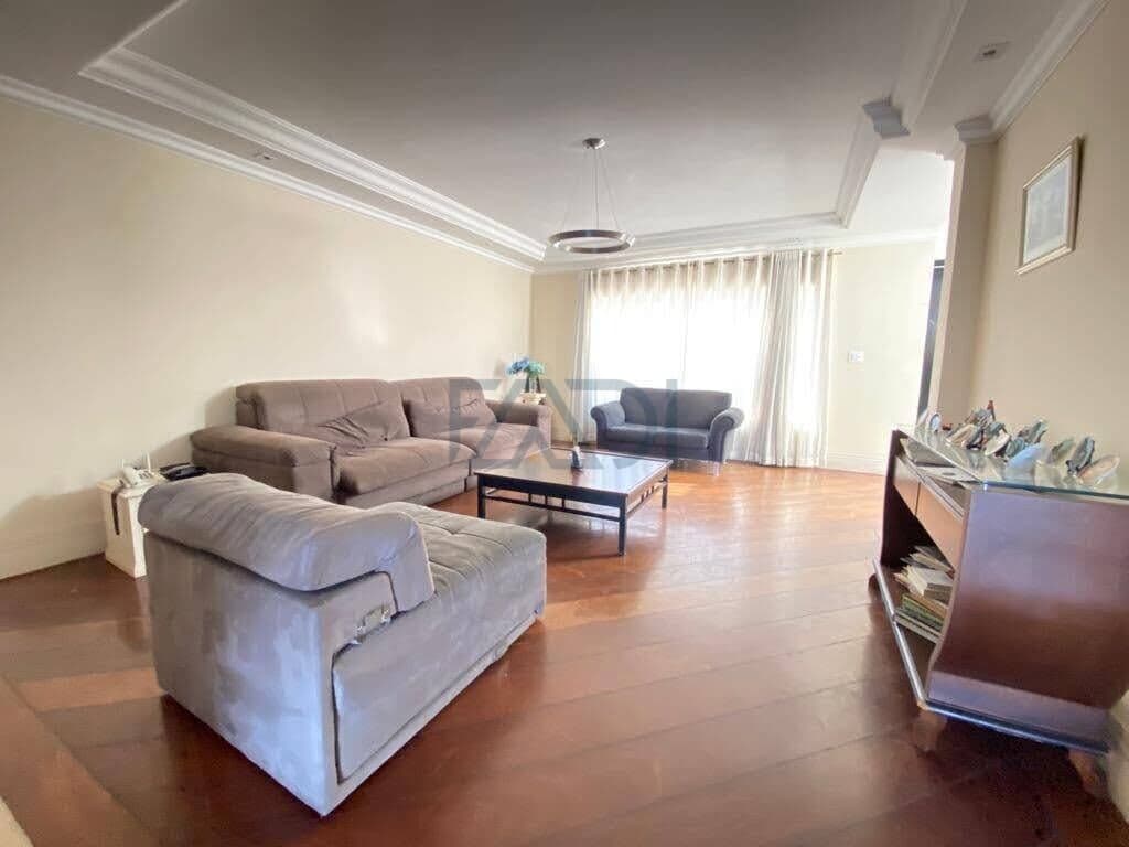 Casa à Venda 695m2 - Santana de Parnaíba - Alphaville/SP