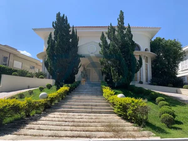 Casa em Condomínio Tamboré 2