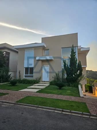 Casa em Condomínio Genesis 1