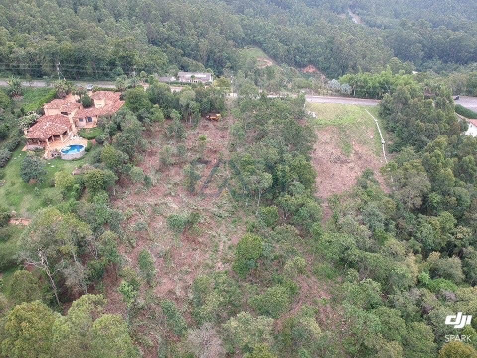 TERRENO Á VENDA CONDOMÍNIO ECOVILLE R$1.000.000,00 4.500m2
