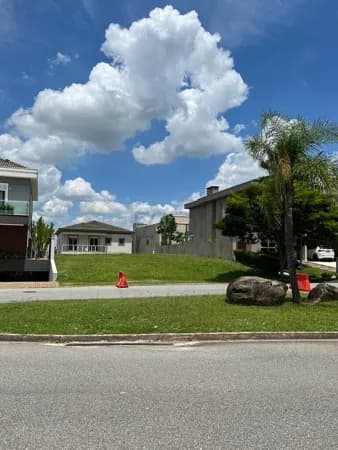 Terreno em Condomínio Burle Max