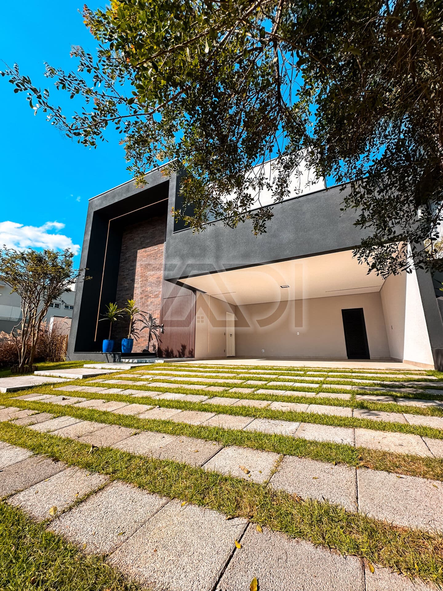 CASA NOVA A VENDA - R$ 4.985.000,00
