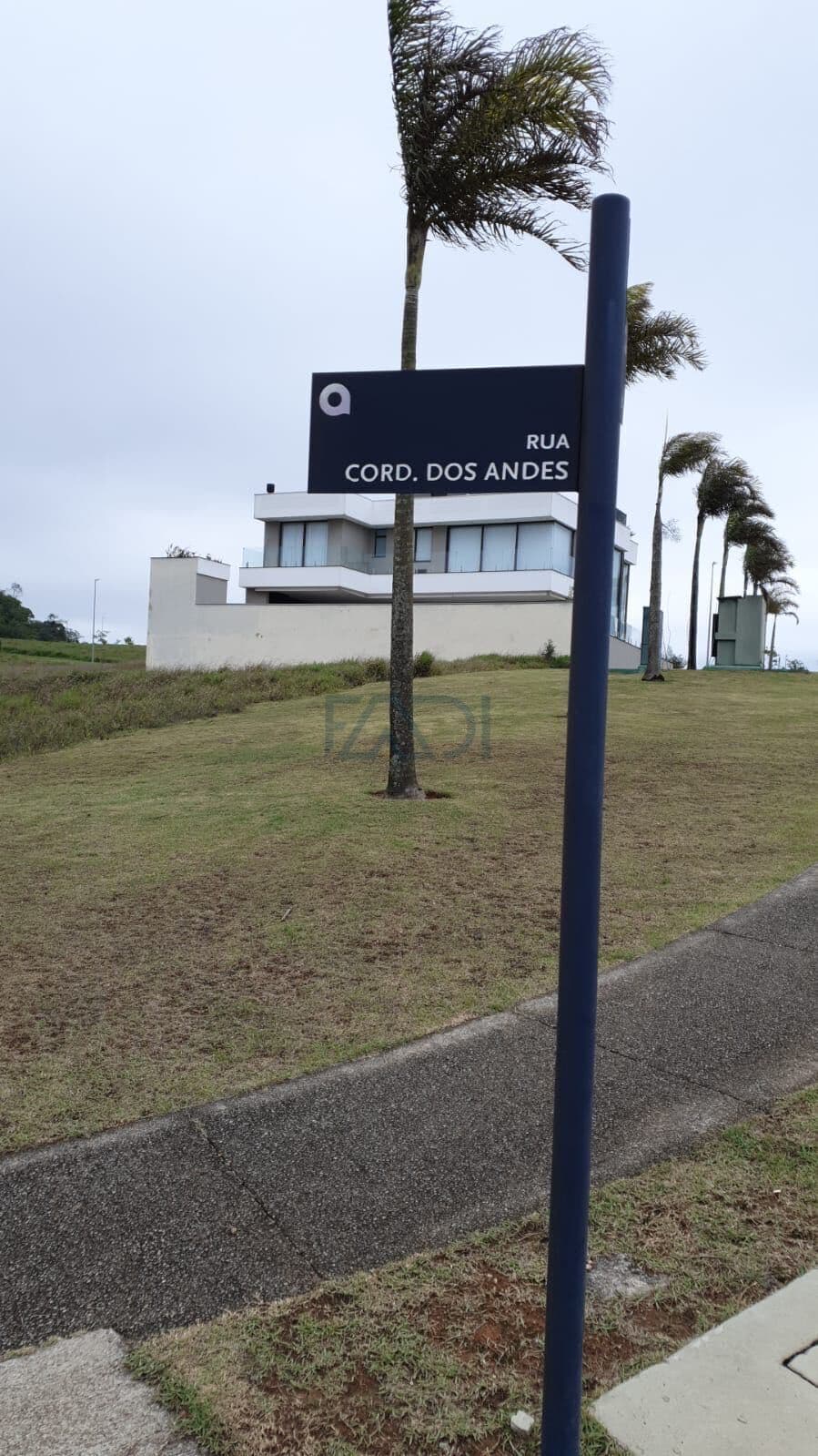 Terreno em Condomínio Altavis