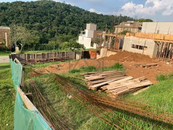 Terreno em Condomínio Genesis 2