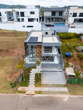 CASA A VENDA NO ITAHYE - R$ 4.190.000,00