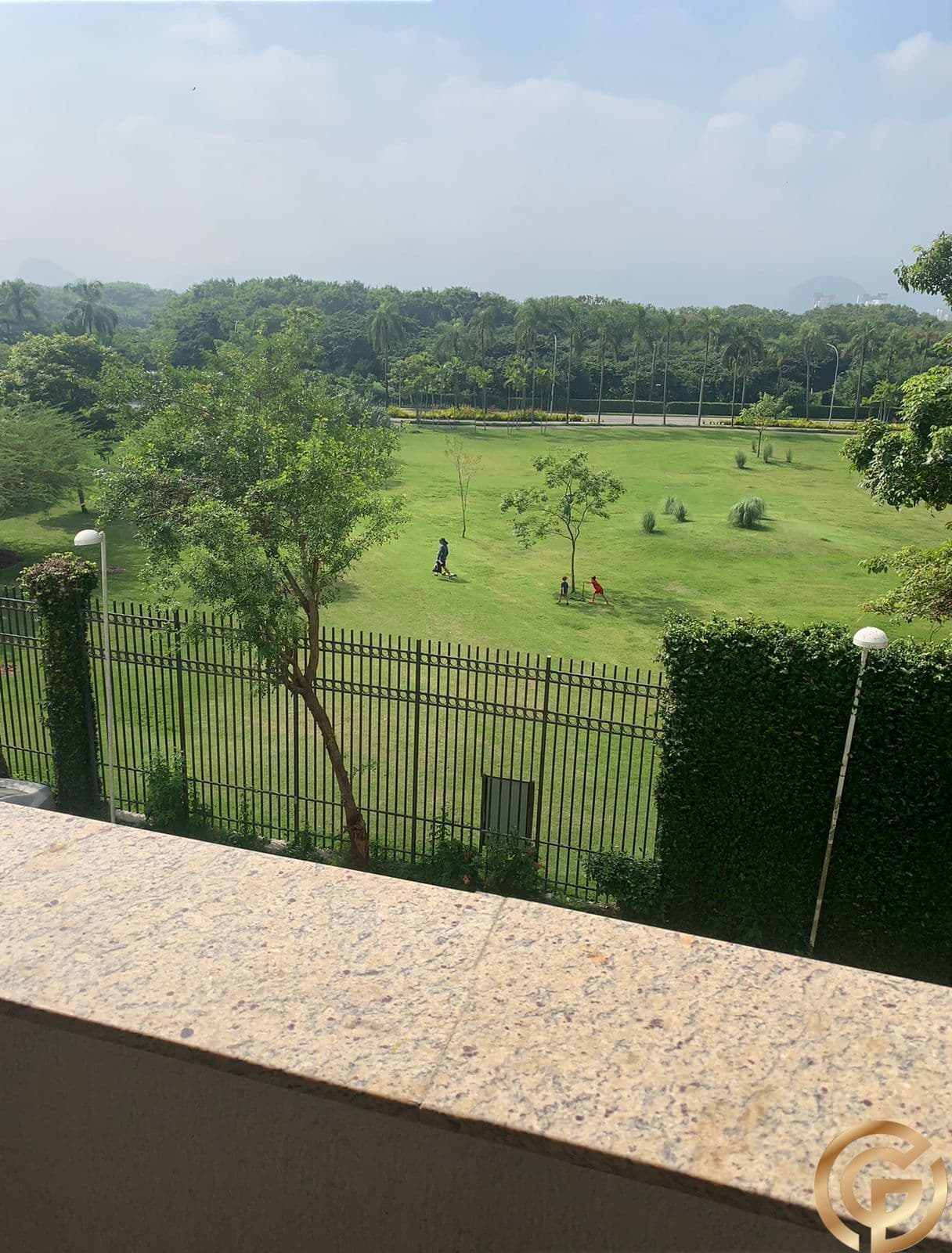 Apartamento original, 113m² com vista Pedra da Gávea, 3 quartos mais dependências, 2 vagas e o melhor Resort Lazer do Cidade Jardim Barra.