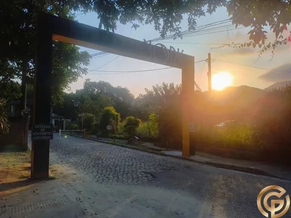 Terreno/Lote em Condomínio com segurança e ronda 24hs, lazer completo, no Condado de York.