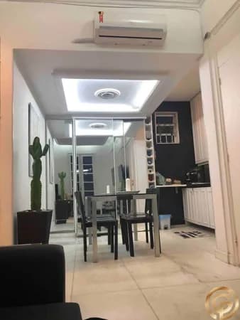 Apartamento Reformado, 2 suítes, numa das melhores ruas do Leblon. Excelente investimento shortstay.