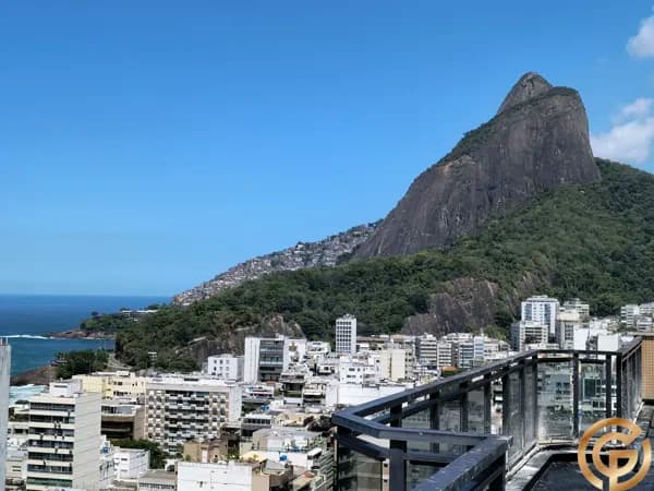 Apartamento 2 Suítes, 65m², Reformado padrão Luxo, Vista Mar, andar alto no Top Leblon Apart Services, melhor Flat do Leblon com Rooftop e Piscina vista Mar.