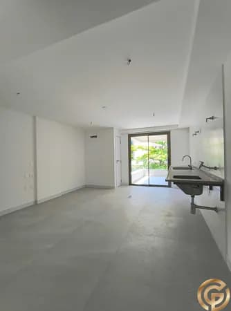 Apartamento Alto Padrão, Studio-Suíte com VAGA, andar alto e vista frontal, ideal para aluguel temporada short-stay