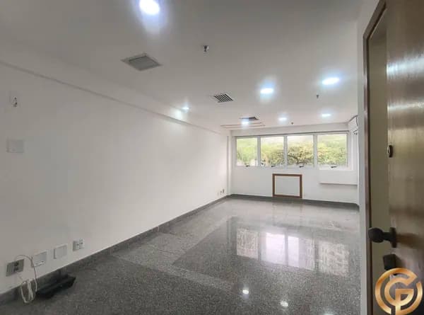 Nova Ipanema, Barra da Tijuca. A melhor sala comercial com Ar Split com menor m² da Avenida das Américas.