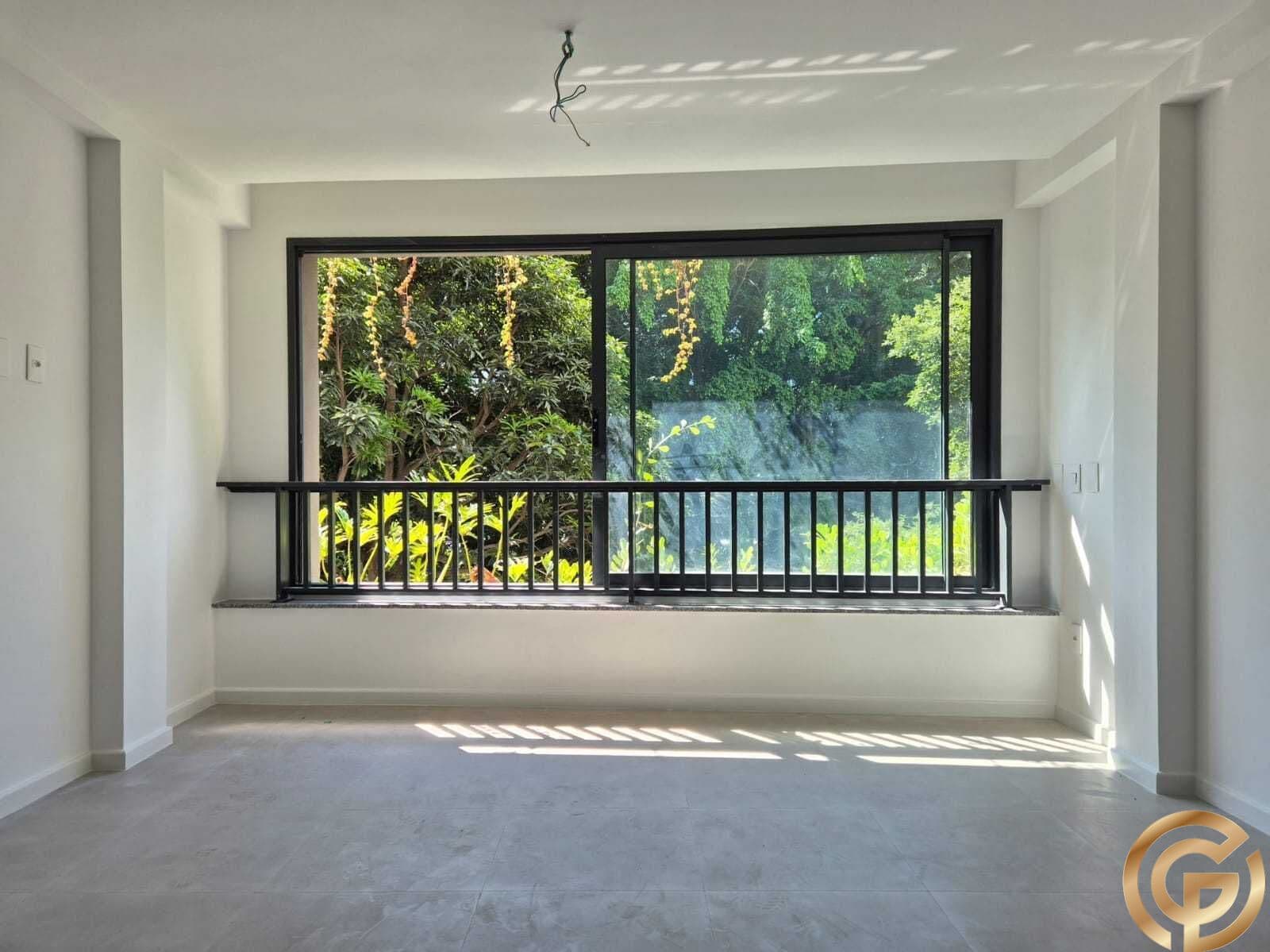 Charmoso apartamento reformado em edifício histórico da antiga Rádio Globo transformado em residencial moderno.