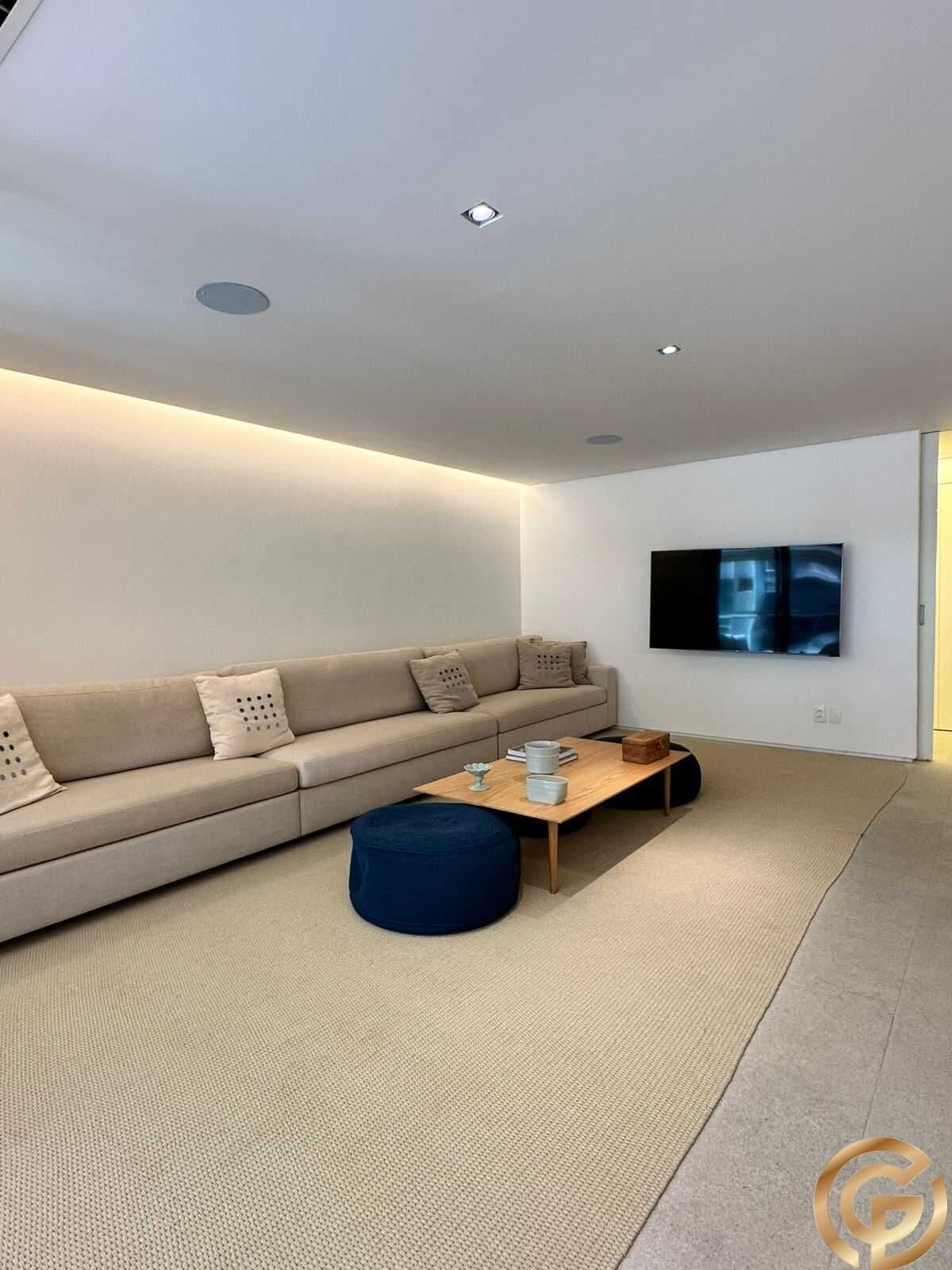 Leblon | 170m² | 3 Suítes | Porteira Fechada | 1 Quadra da Praia