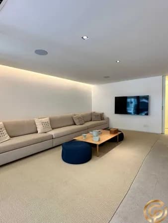 Leblon | 170m² | 3 Suítes | Porteira Fechada | 1 Quadra da Praia