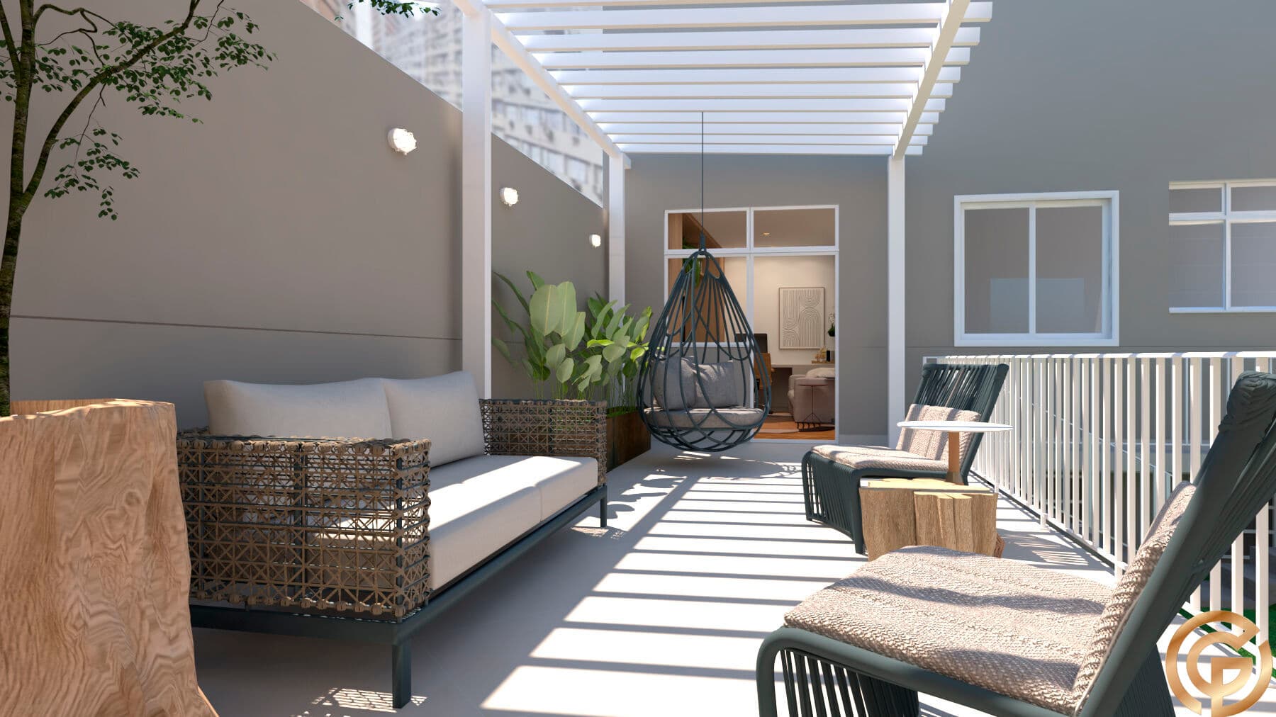 Apartamento Garden, tipo casa, com 83m² de área externa privada, reformado, 420m² a poucos metros da Praia do Flamengo.
