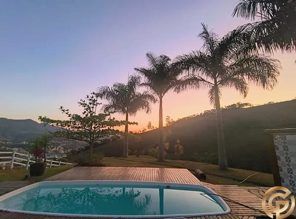 Sítio Colonial Exclusivo em Lima Duarte, junto ao Parque Estadual IBITIPOCA – MG 20.000 m²