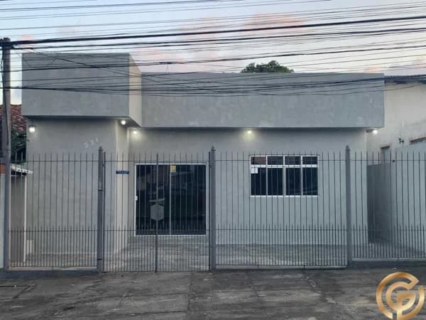 Casa Versátil em Área Nobre. Oportunidade Única em Campo Grande