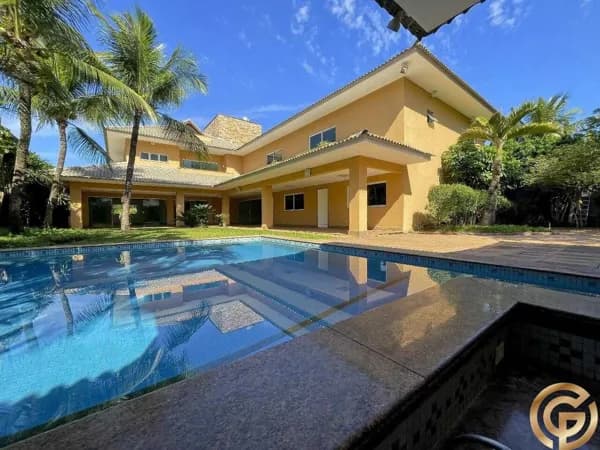 Mansão no Condomínio Malibu | Excelente Padrão | 1.000m² | Alto Potencial de Modernização / Retrofit