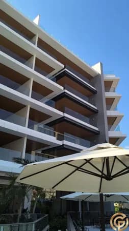 Mansão suspensa 380m² – 4 suítes – Frente mar – Cyano Exclusive Residences Barra