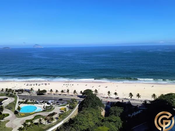Apartamento de Luxo, com vista Mar, finamente decorado, Porteira fechada, no Condomínio São Conrado Green.