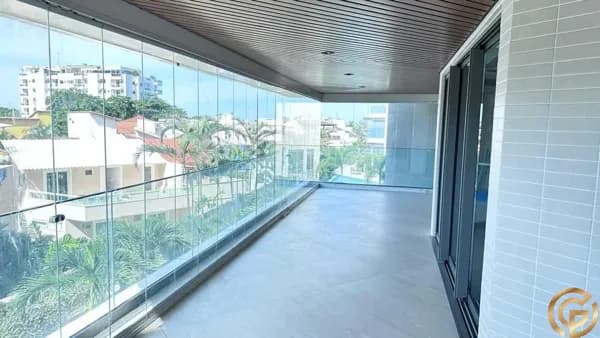 Raro apartamento no CYANO, PRAIA DA BARRA, 4 suítes, único com 5 vagas, 307m² - Oportunidade na Av. LÚCIO COSTA