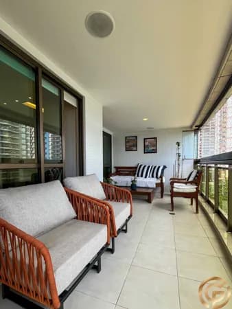 Apartamento 140m² , Vista parcial Mar, Reformado no Condomínio Palais de Nice – Barra da Tijuca